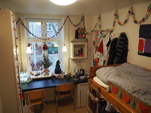 Pyntet efterskolevaerelse